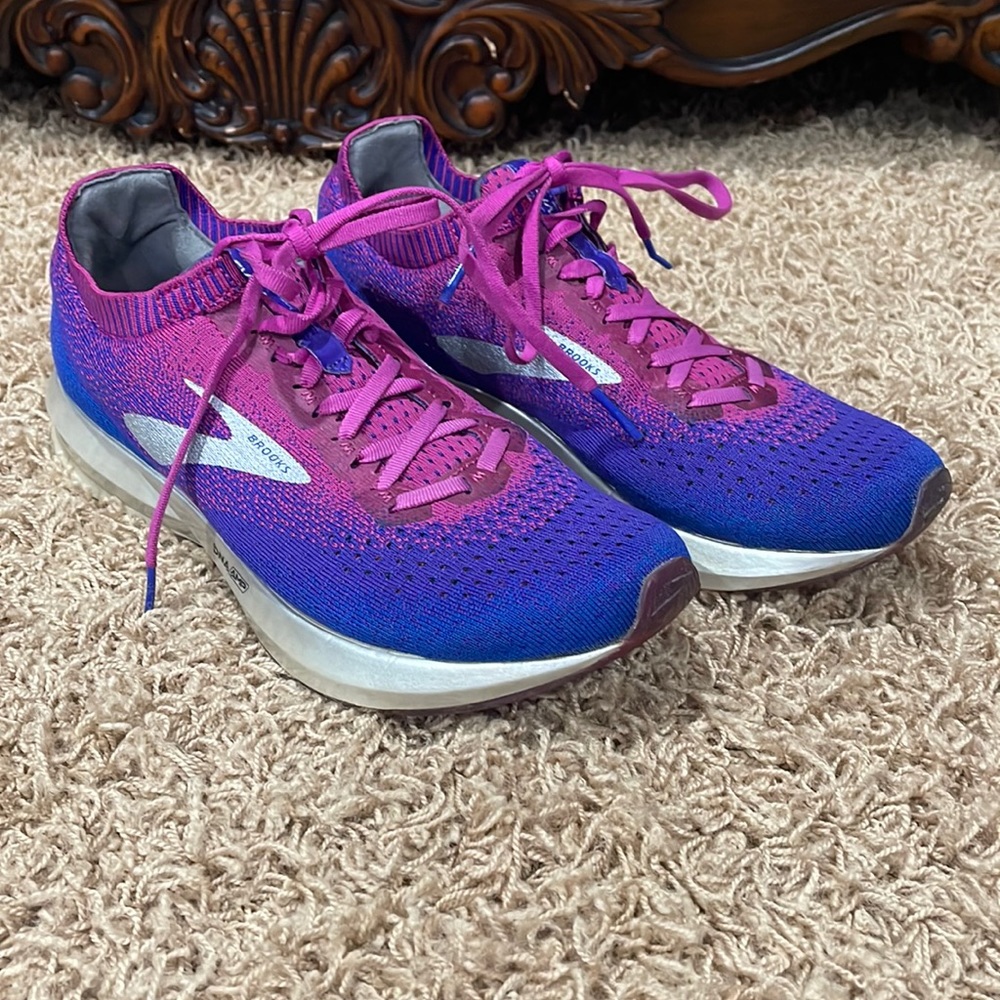 Brooks Levitate 2